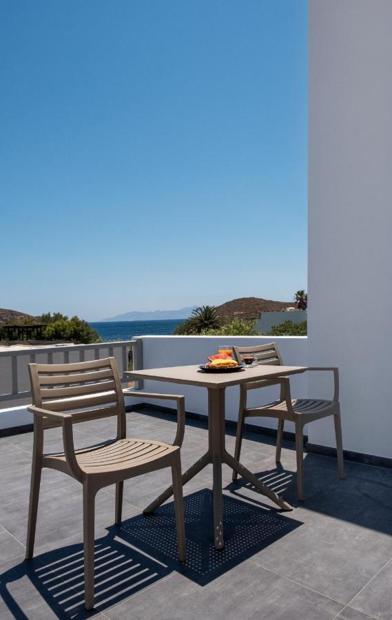 Nautilus Serifos Livadakia Esterno foto