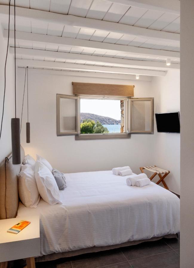Nautilus Serifos Livadakia Esterno foto